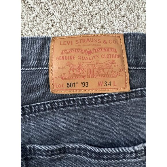 Levi's 501 '93 Women's Cutoff Shorts 7 inch inseam Size 34 - Picture 3 of 7